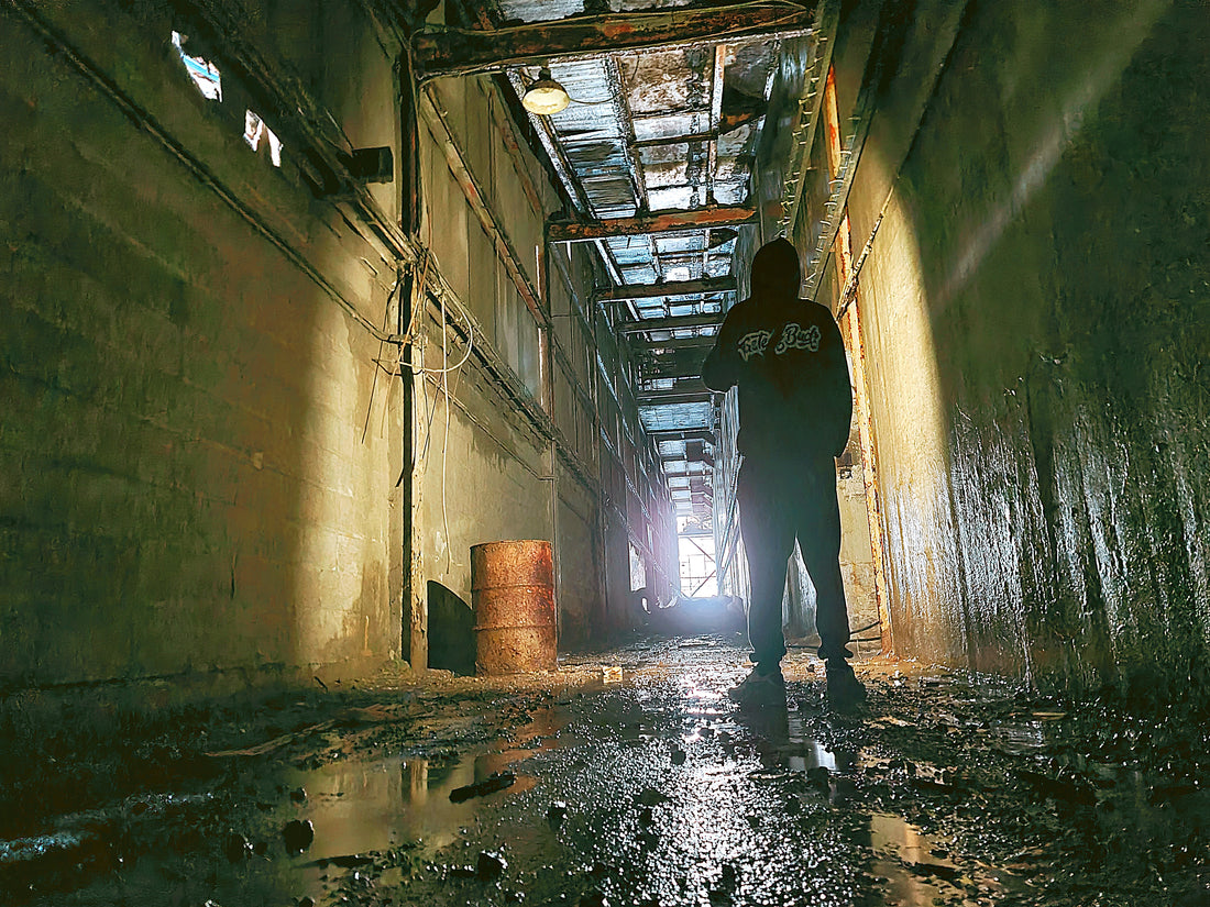 THE ABANDONED QUARRY ADVENTURE PT.1 !!