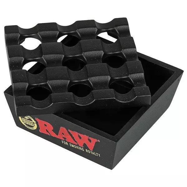 Raw Black Regal Windproof Ashtray