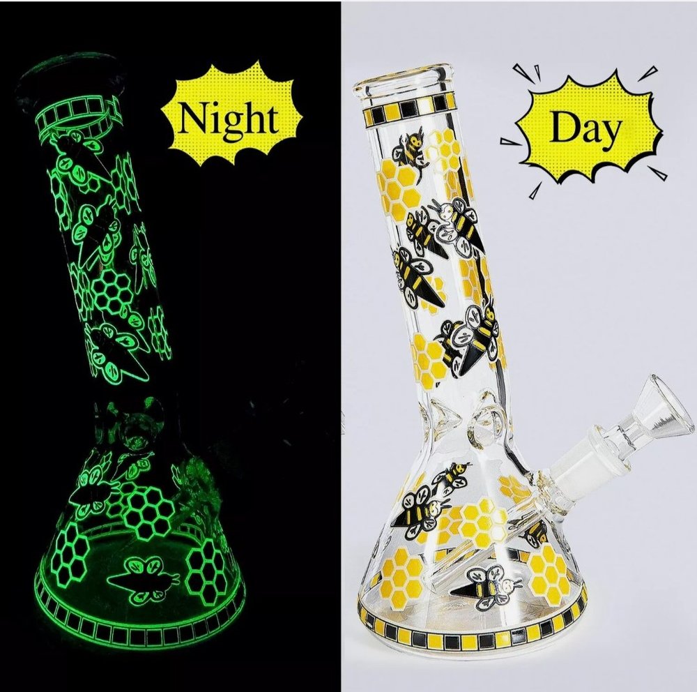Yellow Bumble Bee Glass Bong (Glow In The Dark)